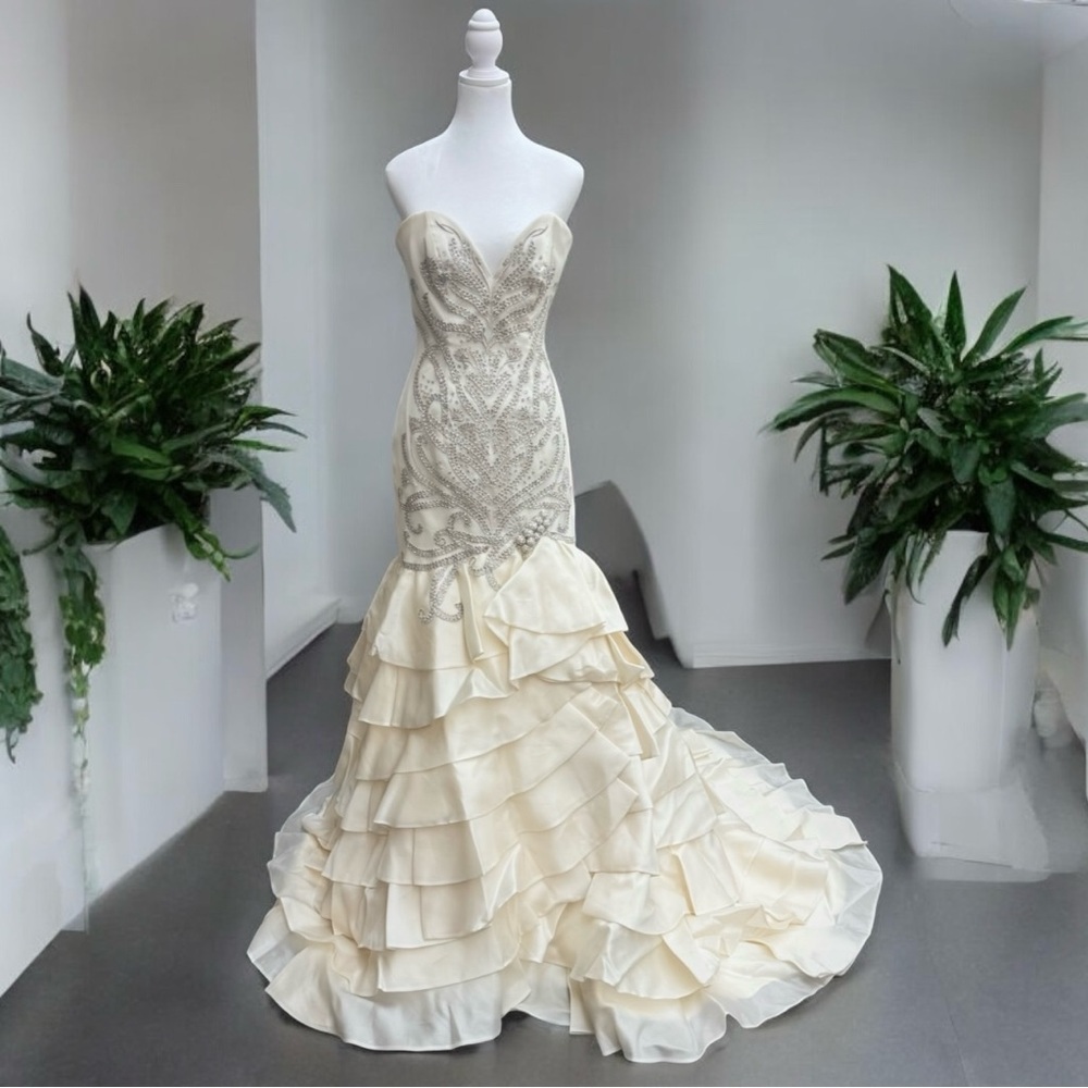 ST.PUCCHI by Rani #9380 Bridal Gown Wedding DRESS SZ 8 SILK Ivory+Silver #1